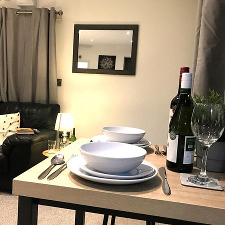 Contemporary 1 Bed Studio For Comfy Stay In Γουίγκαν Εξωτερικό φωτογραφία